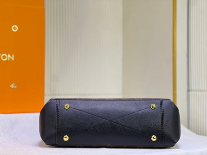 Chic & Stylish Bags