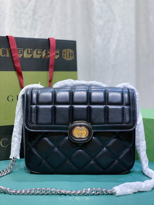 Chic & Stylish Bags