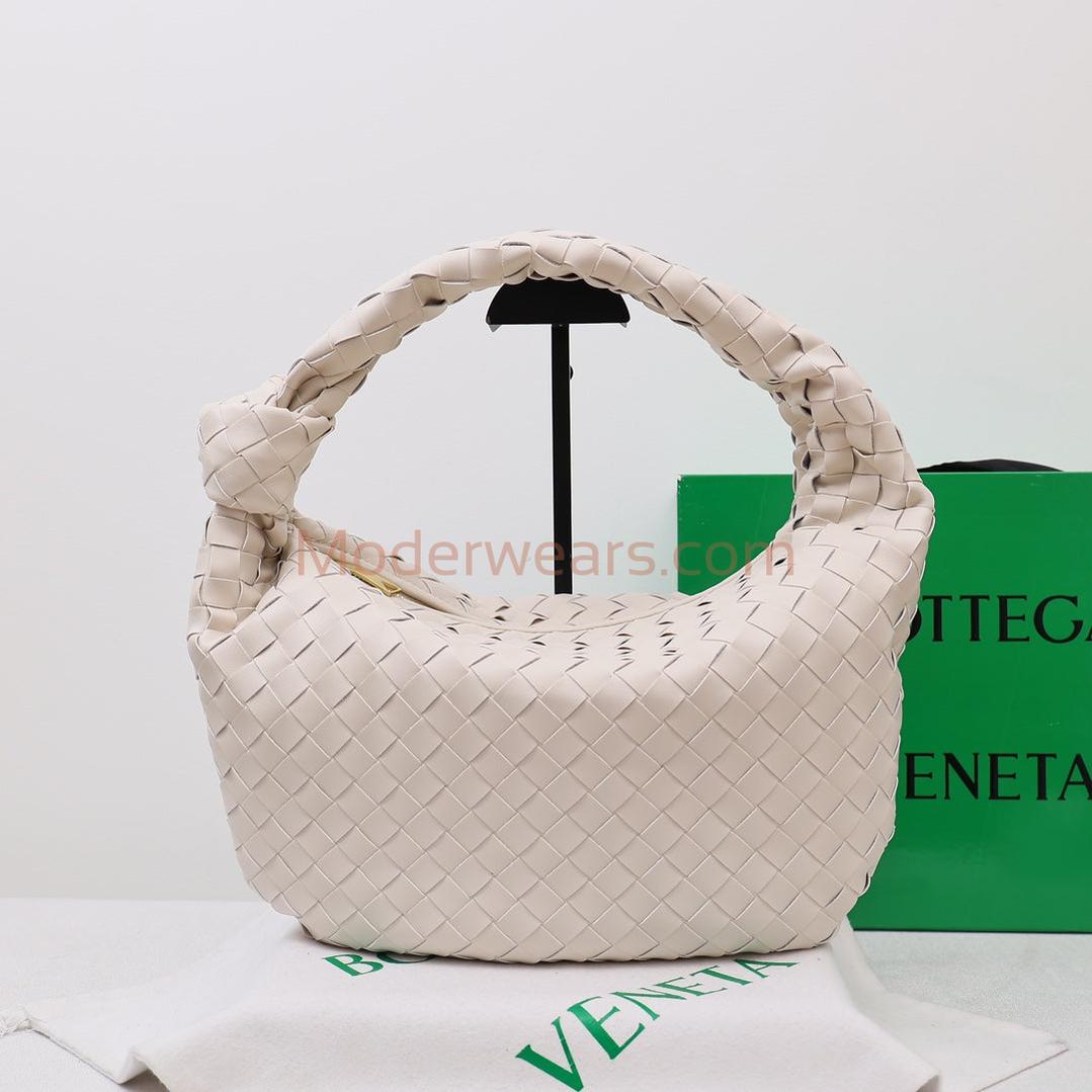 Chic & Stylish Bags