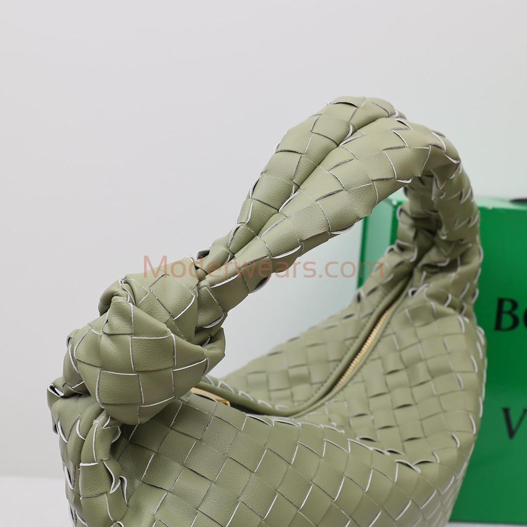 Chic & Stylish Bags