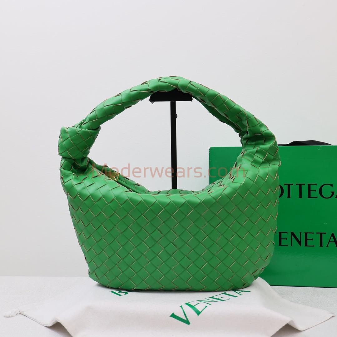 Chic & Stylish Bags