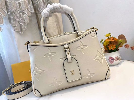 Chic & Stylish Bags