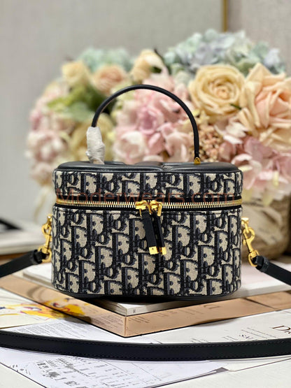 Chic & Stylish Bags