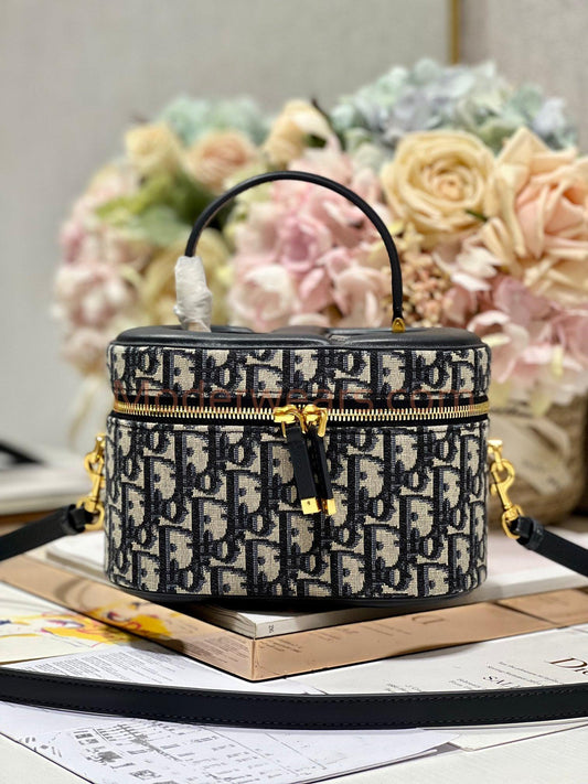 Chic & Stylish Bags