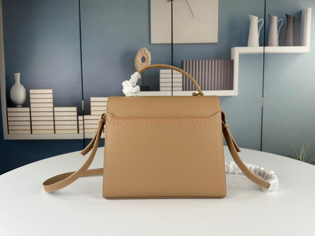 Chic & Stylish Bags