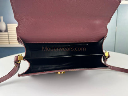 Chic & Stylish Bags