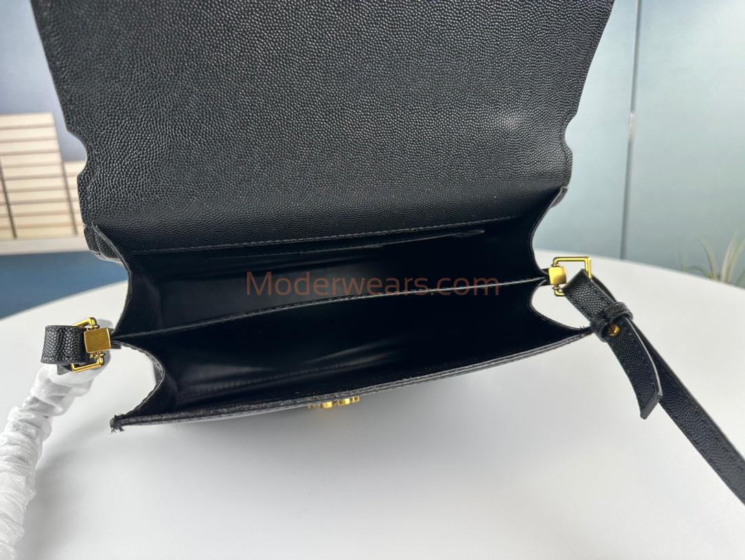 Chic & Stylish Bags