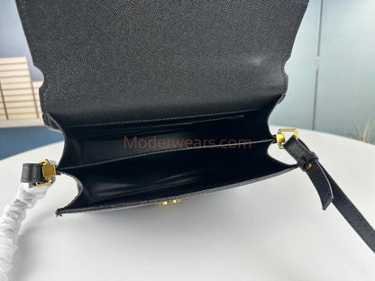 Chic & Stylish Bags