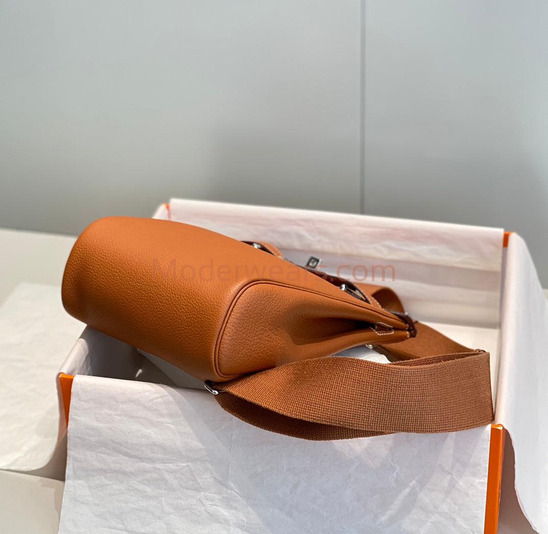 Chic & Stylish Bags