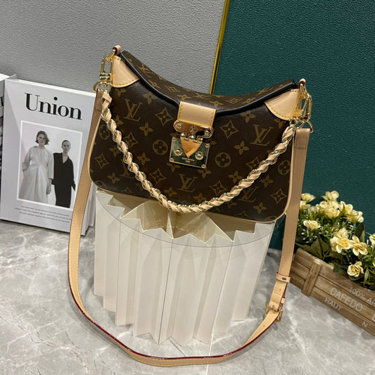 Chic & Stylish Bags