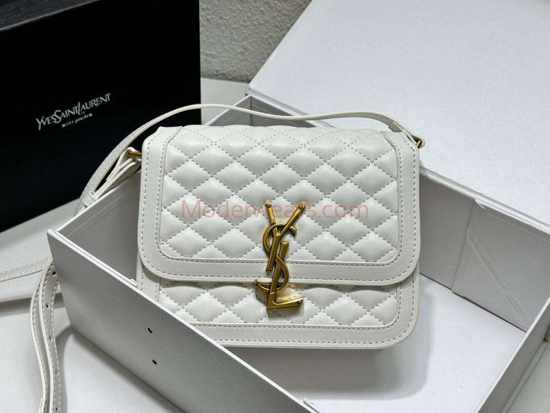 Chic & Stylish Bags
