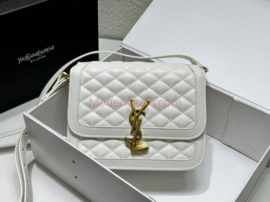 Chic & Stylish Bags