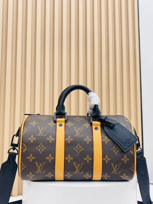 Chic & Stylish Bags