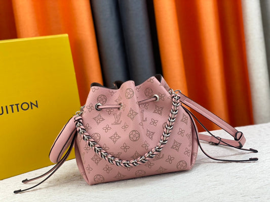 Chic & Stylish Bags