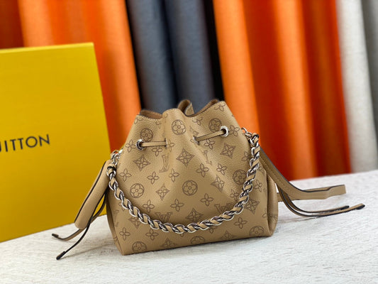 Chic & Stylish Bags