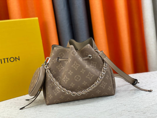 Chic & Stylish Bags