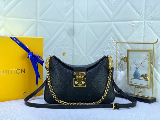 Chic & Stylish Bags