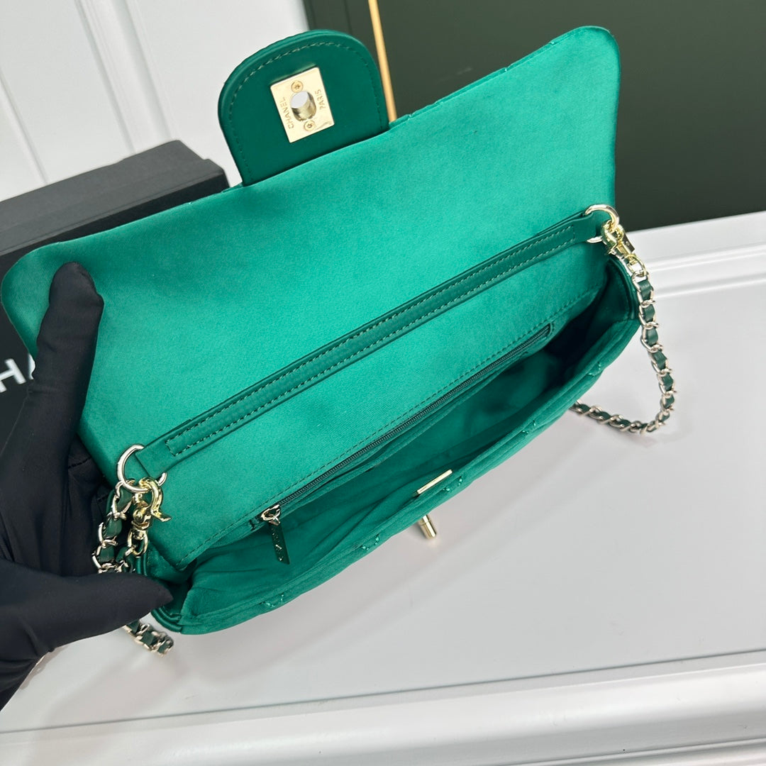 Chic & Stylish Bags