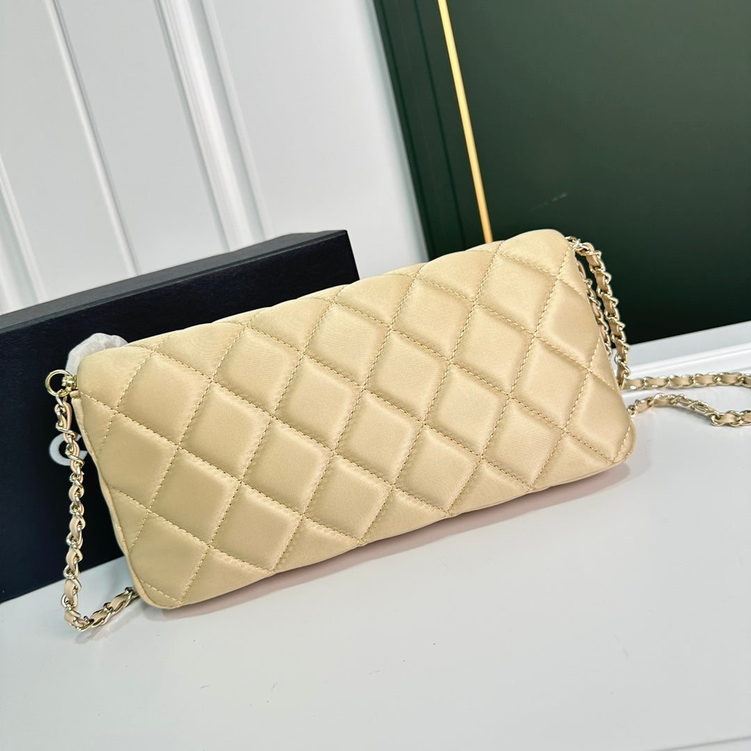 Chic & Stylish Bags