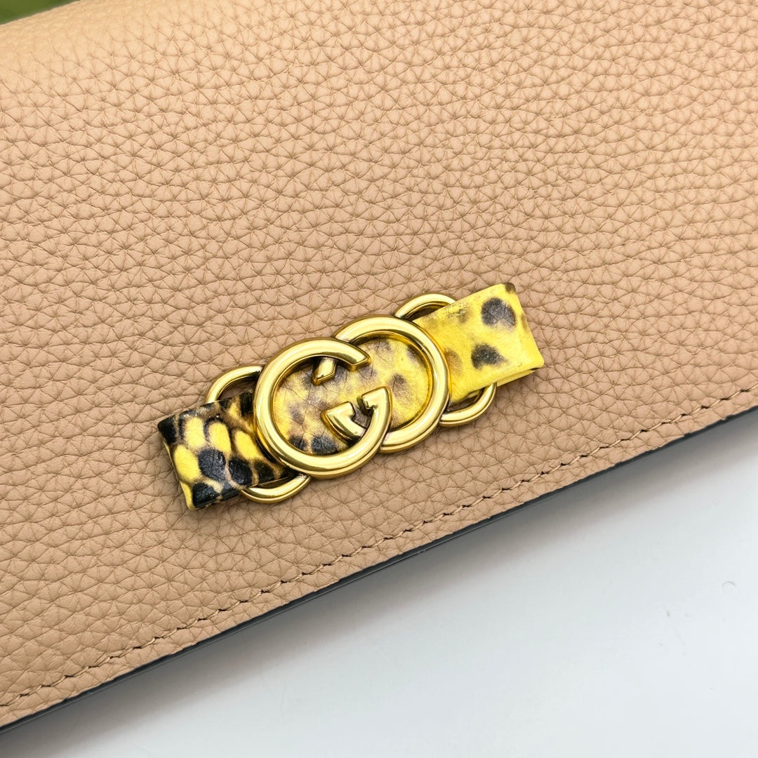 Chic & Stylish Bags