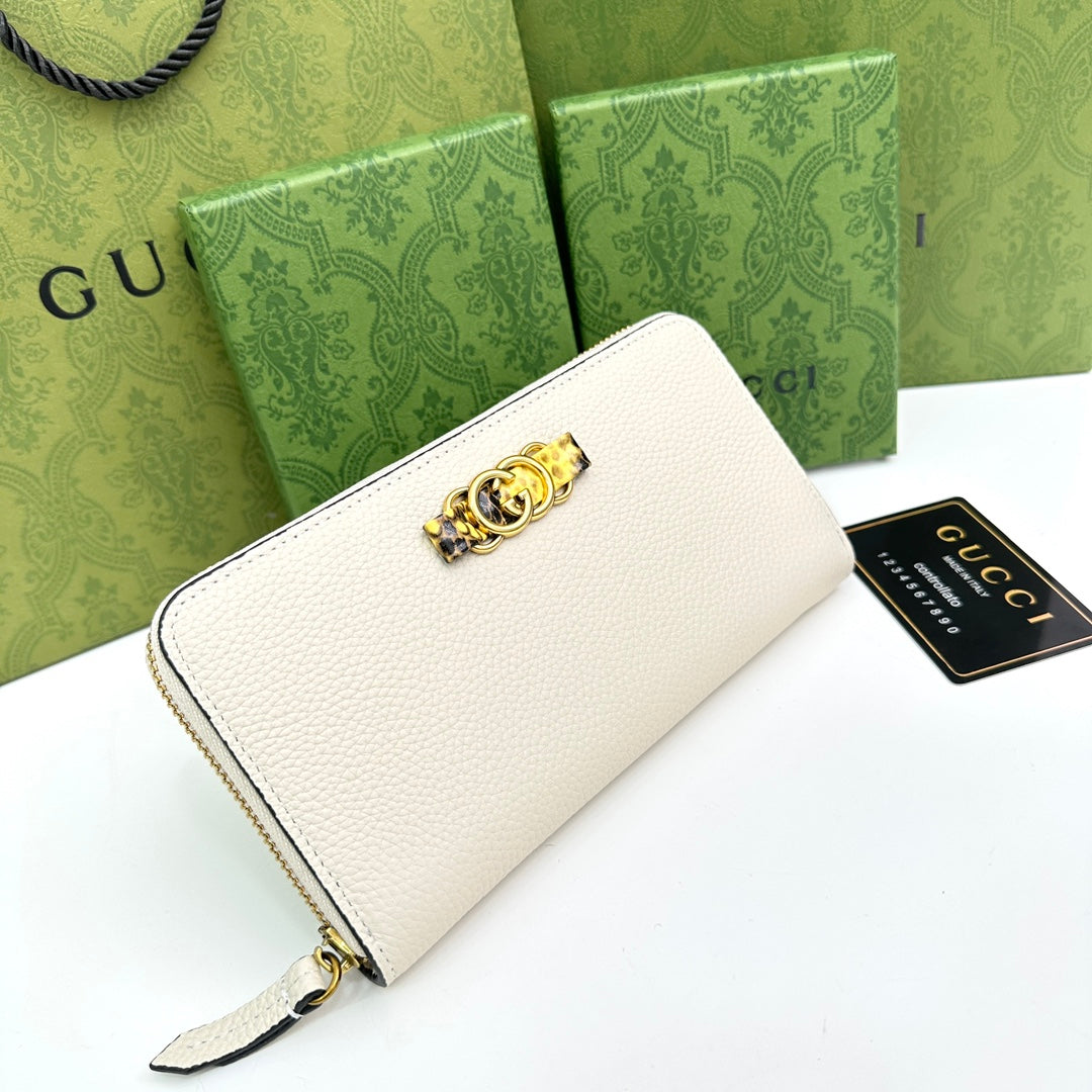 Chic & Stylish Bags