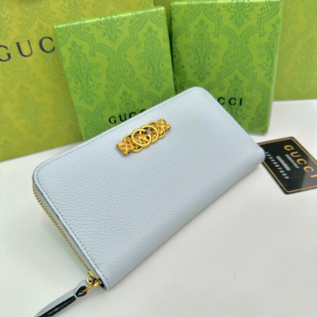 Chic & Stylish Bags