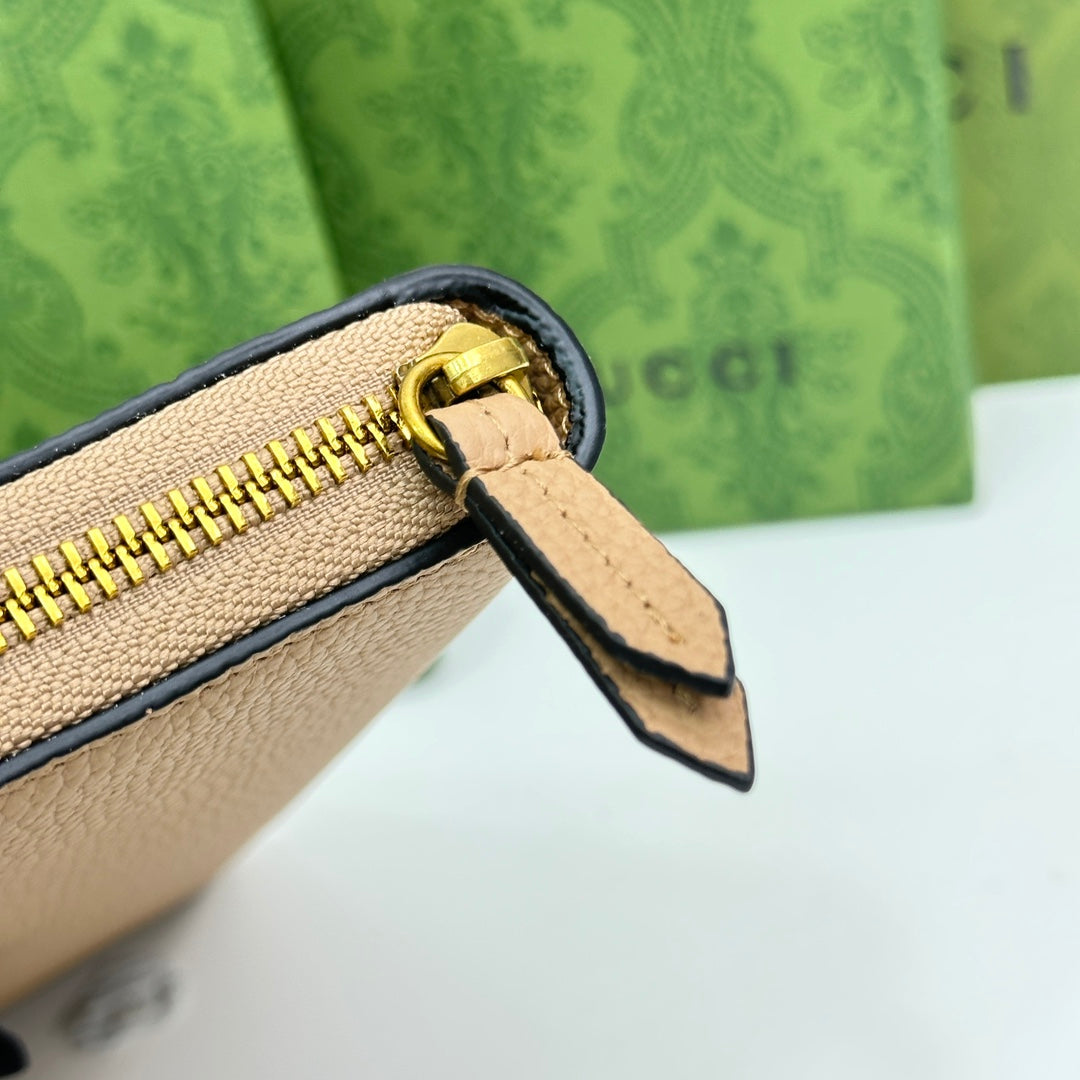 Chic & Stylish Bags