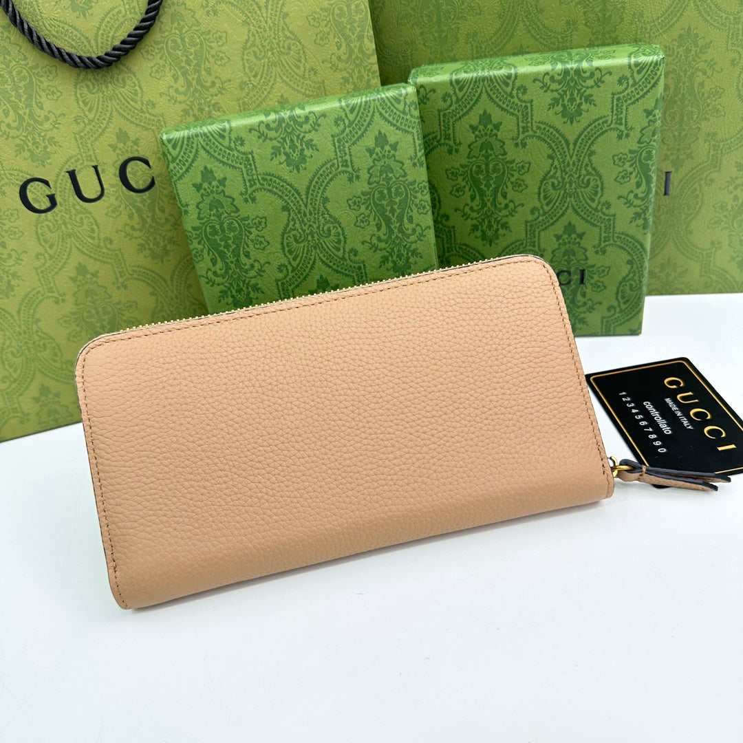 Chic & Stylish Bags