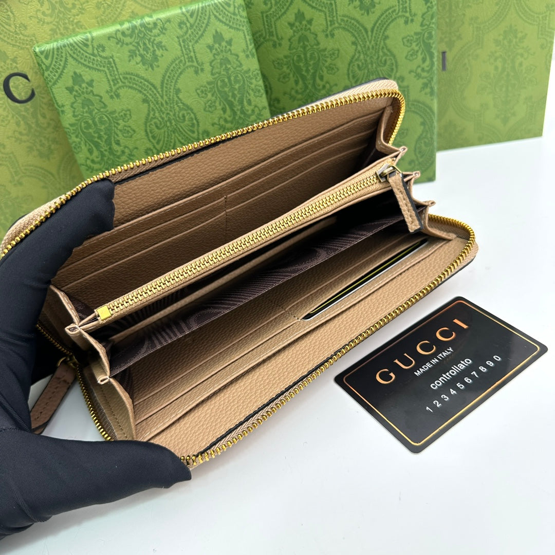 Chic & Stylish Bags
