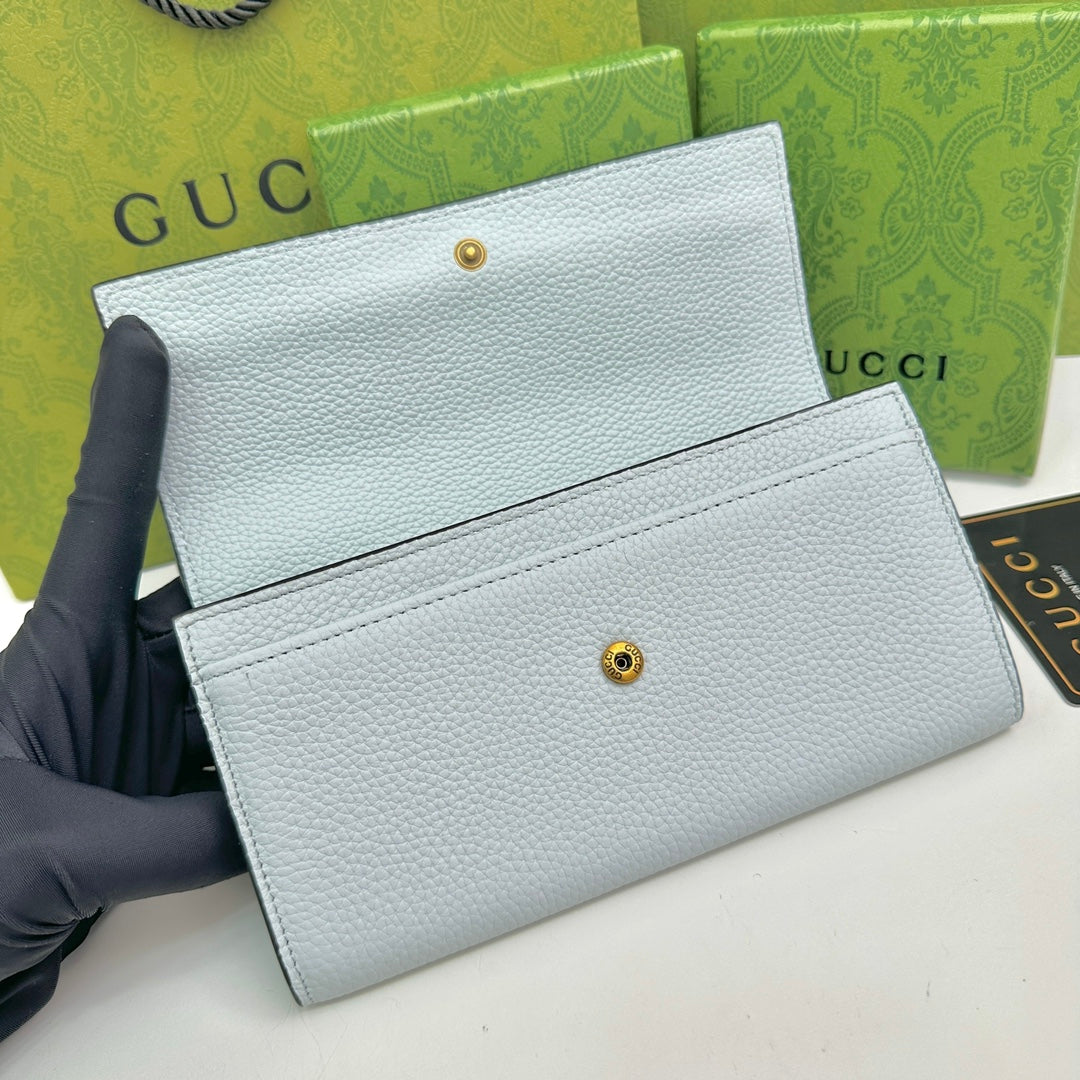 Chic & Stylish Bags