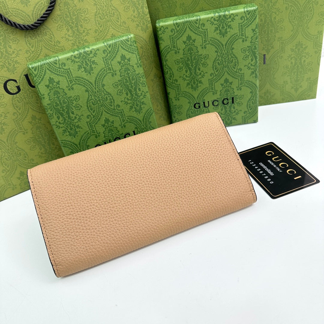 Chic & Stylish Bags