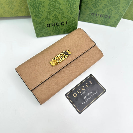 Chic & Stylish Bags