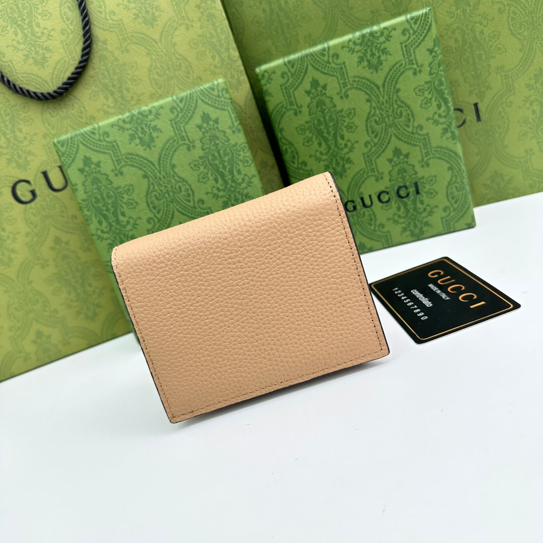 Chic & Stylish Bags