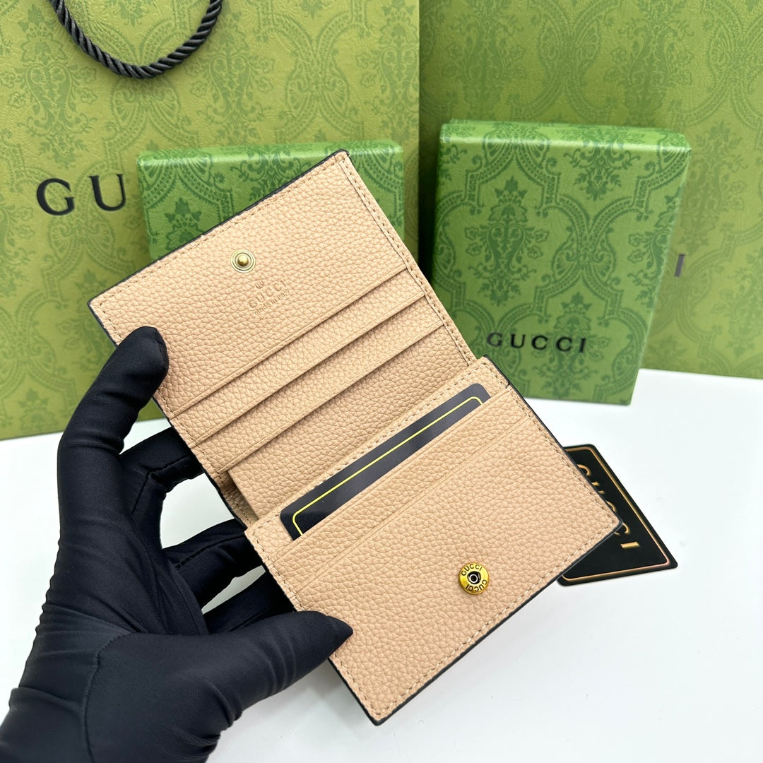 Chic & Stylish Bags