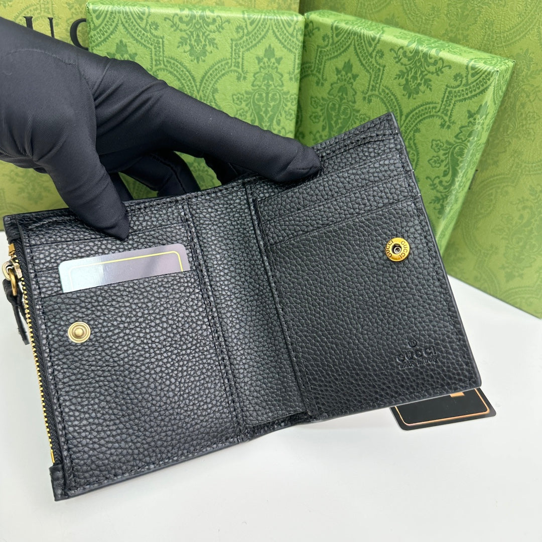 Chic & Stylish Bags