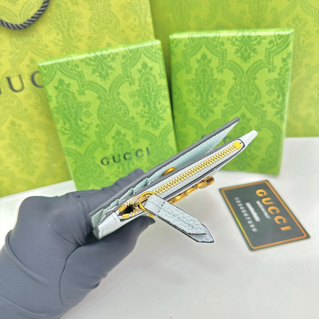 Chic & Stylish Bags