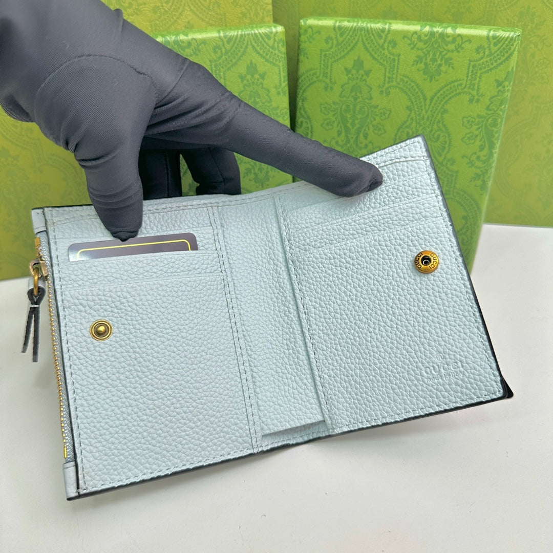 Chic & Stylish Bags