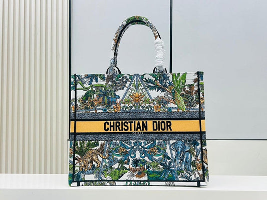 Chic & Stylish Bags