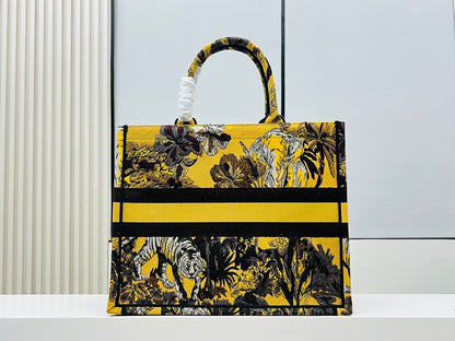 Chic & Stylish Bags