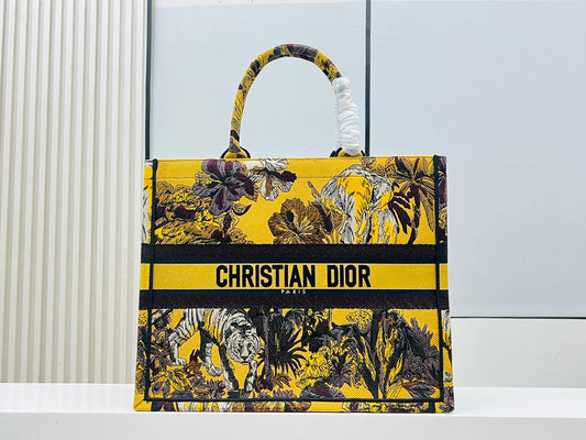 Chic & Stylish Bags
