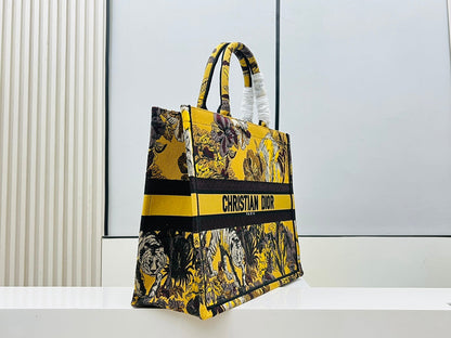 Chic & Stylish Bags