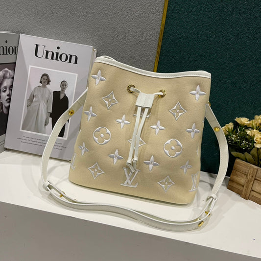 Chic & Stylish Bags