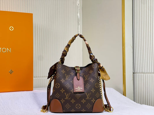 Chic & Stylish Bags