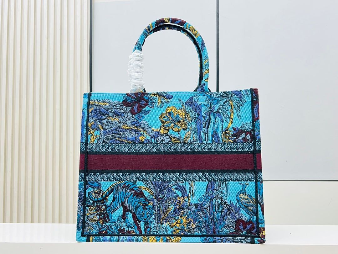 Chic & Stylish Bags