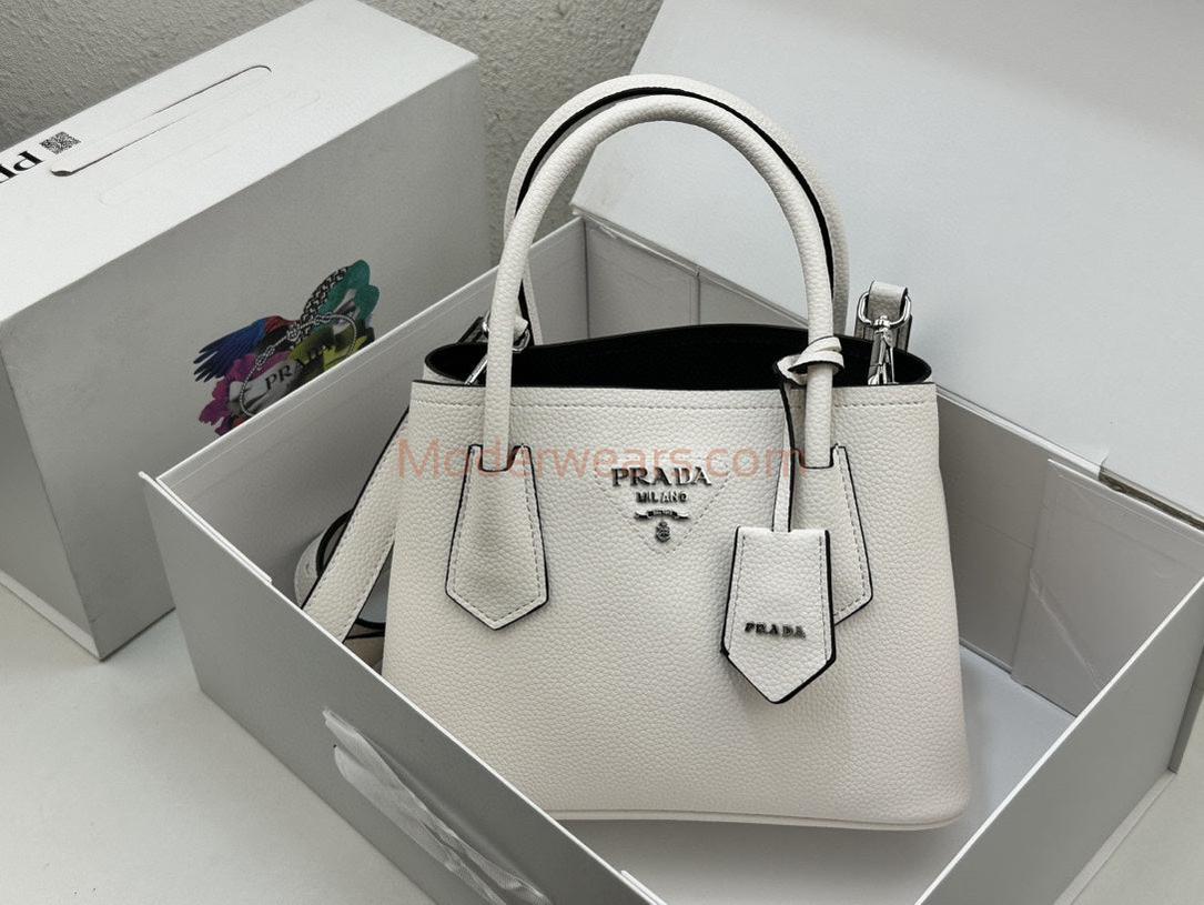 Chic & Stylish Bags