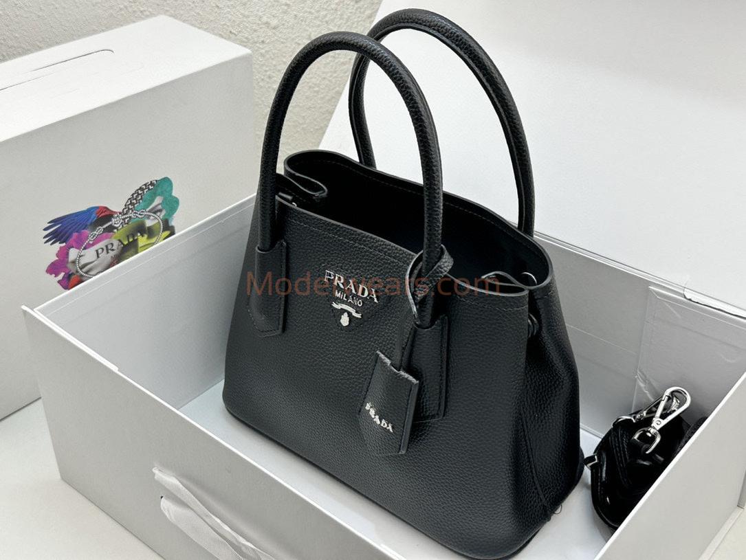 Chic & Stylish Bags