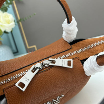 Chic & Stylish Bags
