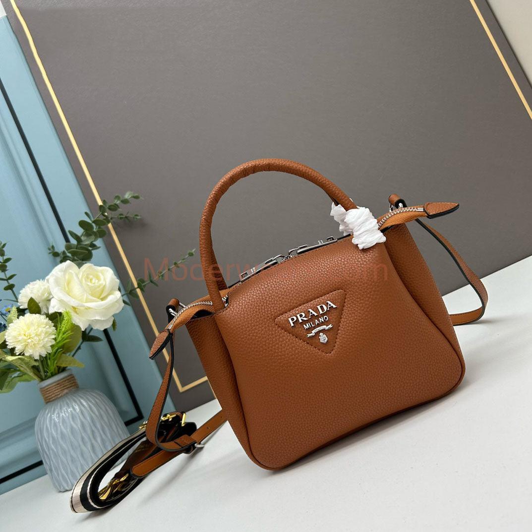 Chic & Stylish Bags