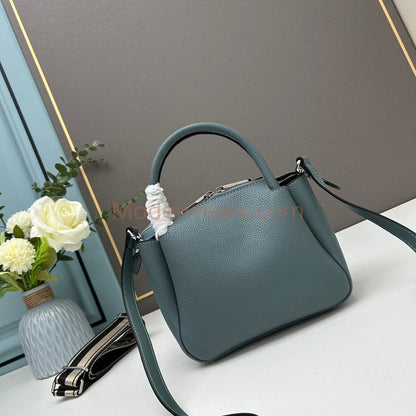Chic & Stylish Bags
