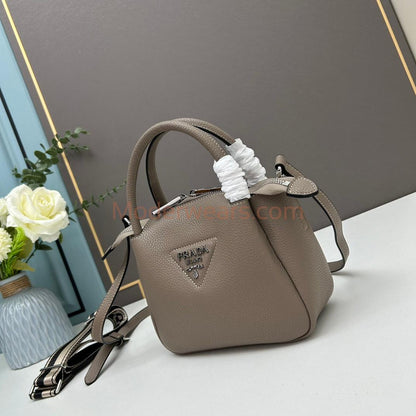 Chic & Stylish Bags